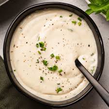 GARLIC SOUR CREAM